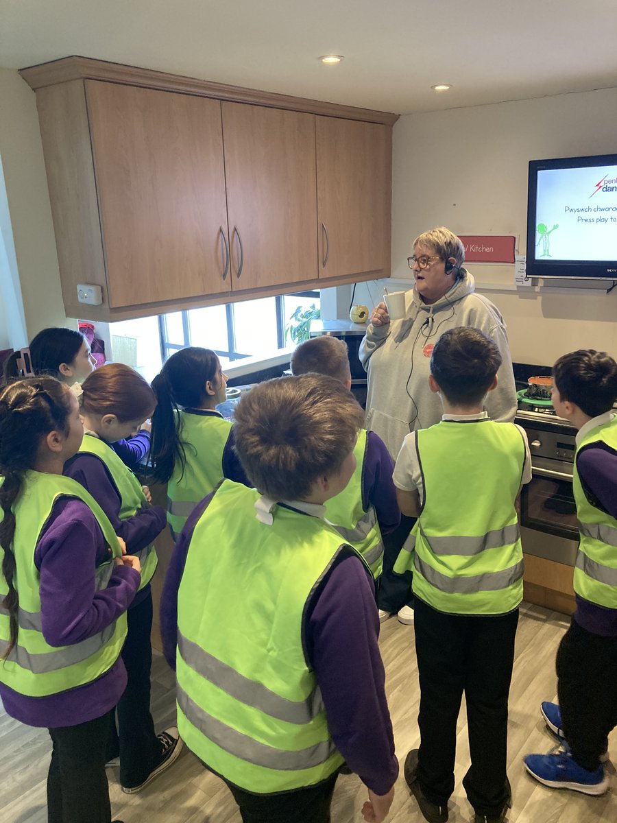 DangerPoint tweet media