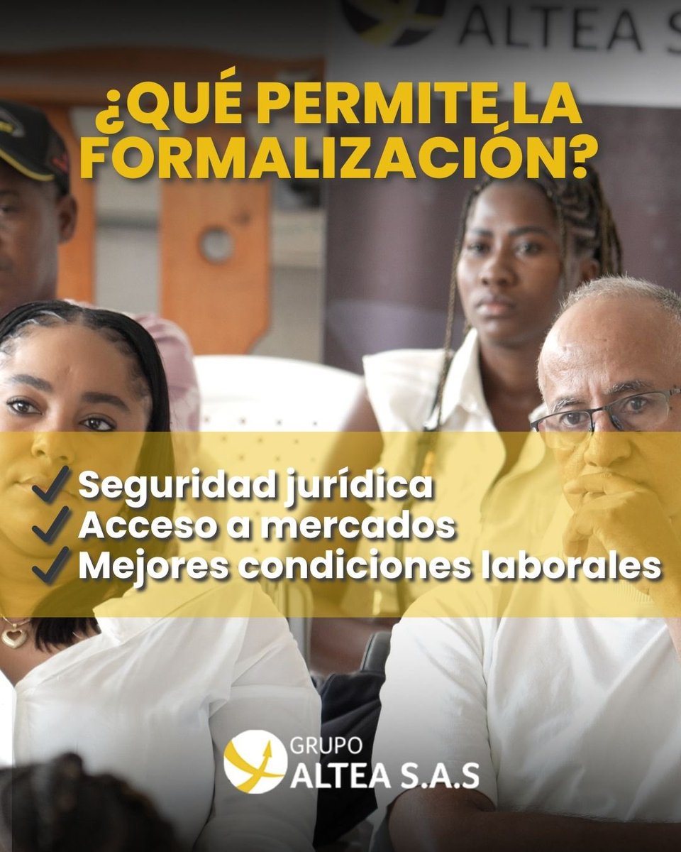 Altea_Grupo's tweet photo. La minería ancestral es tradición, territorio y sustento para miles de familias.

La formalización permite que esta actividad avance hacia la legalidad, fortalezca las prácticas responsables y abra nuevas oportunidades económicas para quienes han trabajado la minería por generaciones.

En Grupo Altea creemos en una minería ancestral que evoluciona con sostenibilidad, legalidad y desarrollo para los territorios.