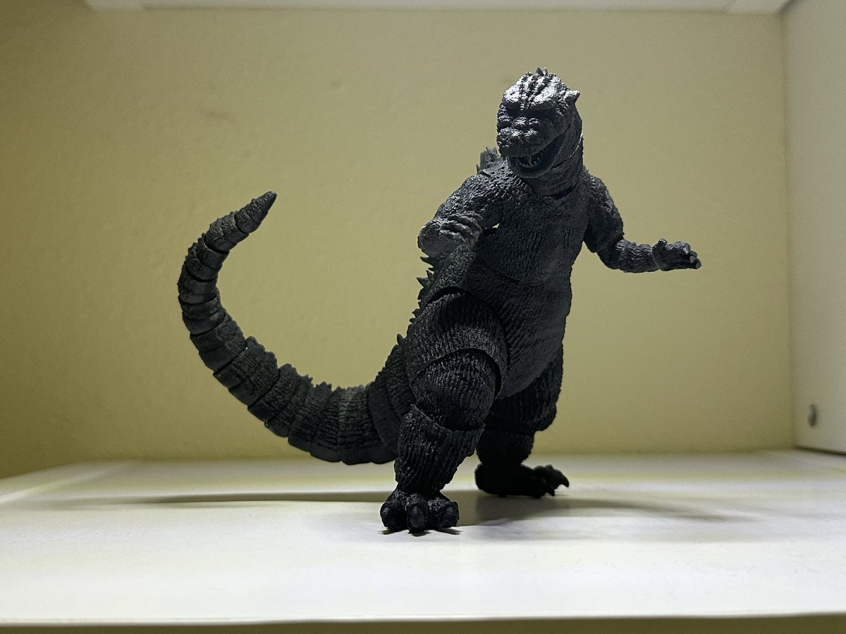 Godzilla154 tweet media