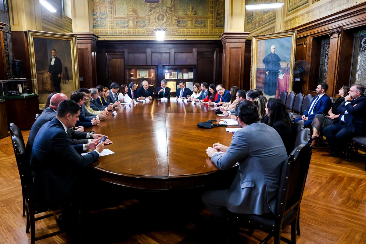 TJSPoficial's tweet image. Comissão Mista de Assuntos Institucionais entre TJSP, OAB SP e DPESP realiza primeira reunião do biênio: tinyurl.com/mrk5csc4 #ComissãoInterinstitucional #TJSP #OABSP #DPESP #RedesSociaisTJSP #SocialMedia #MídiasSociais