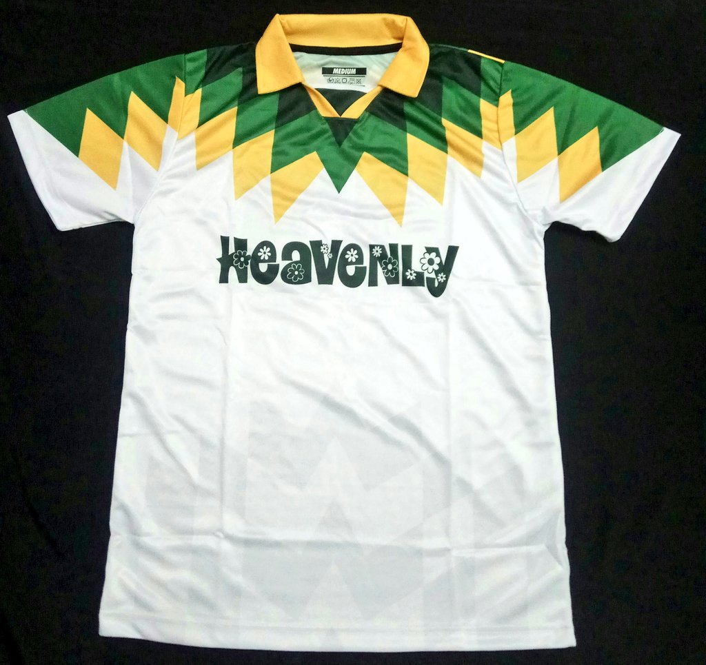 WR STORE tweet media