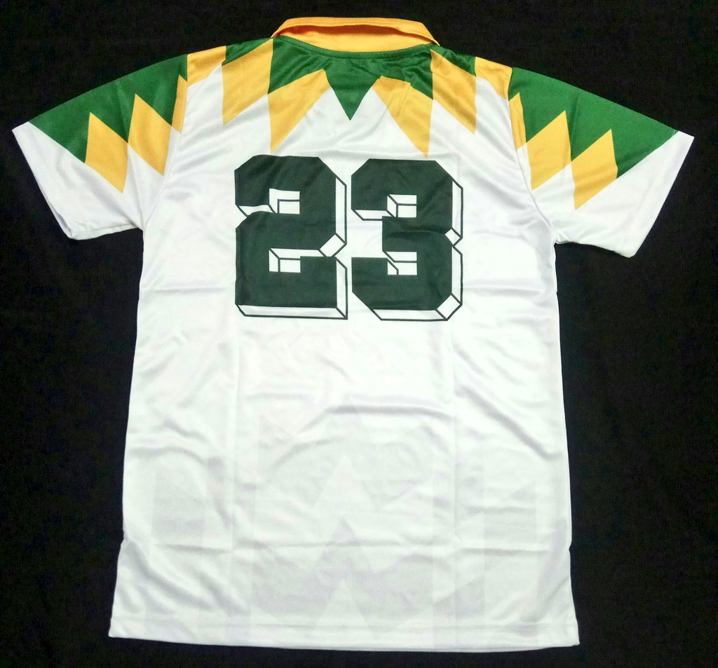 WR STORE tweet media