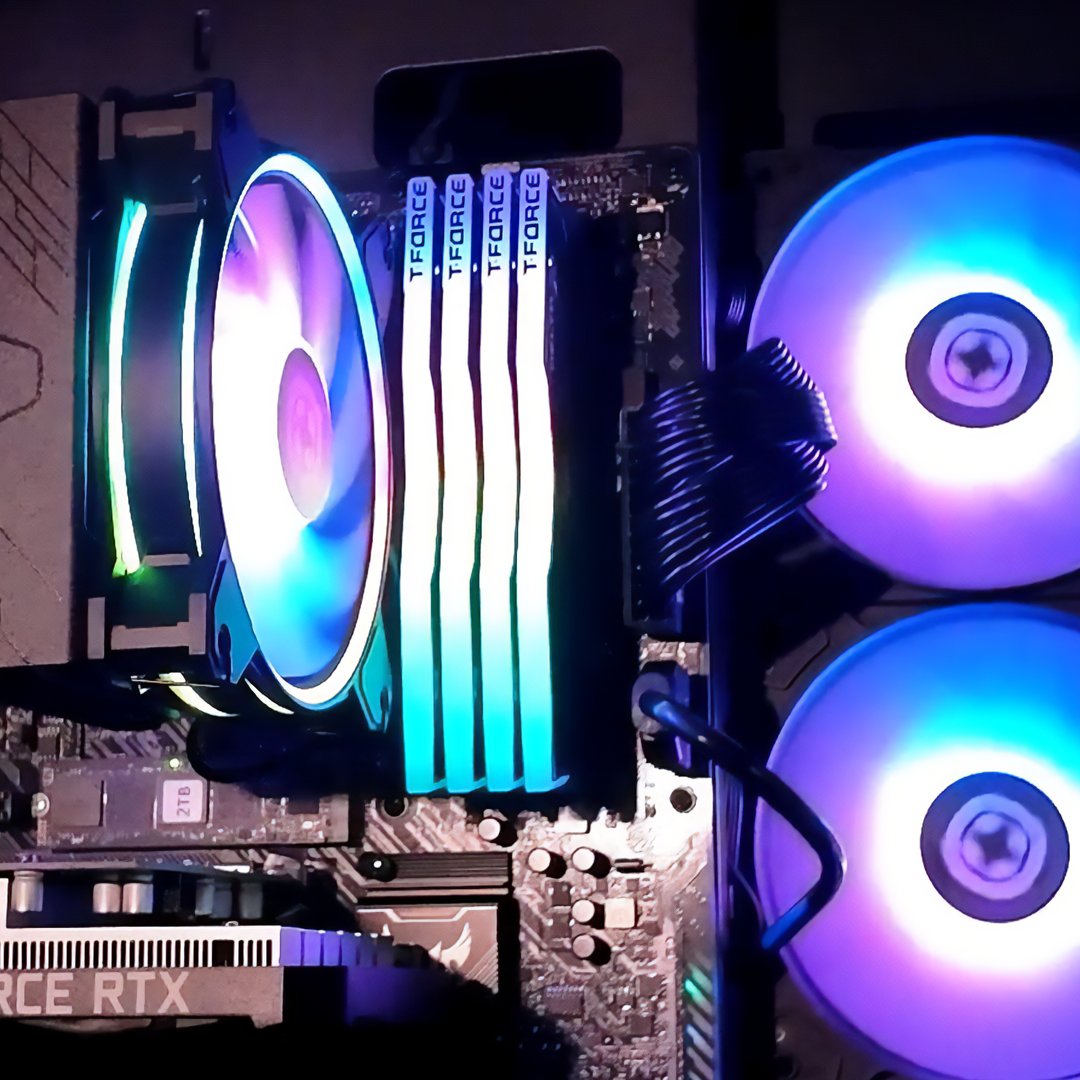 XOTIC PC tweet media