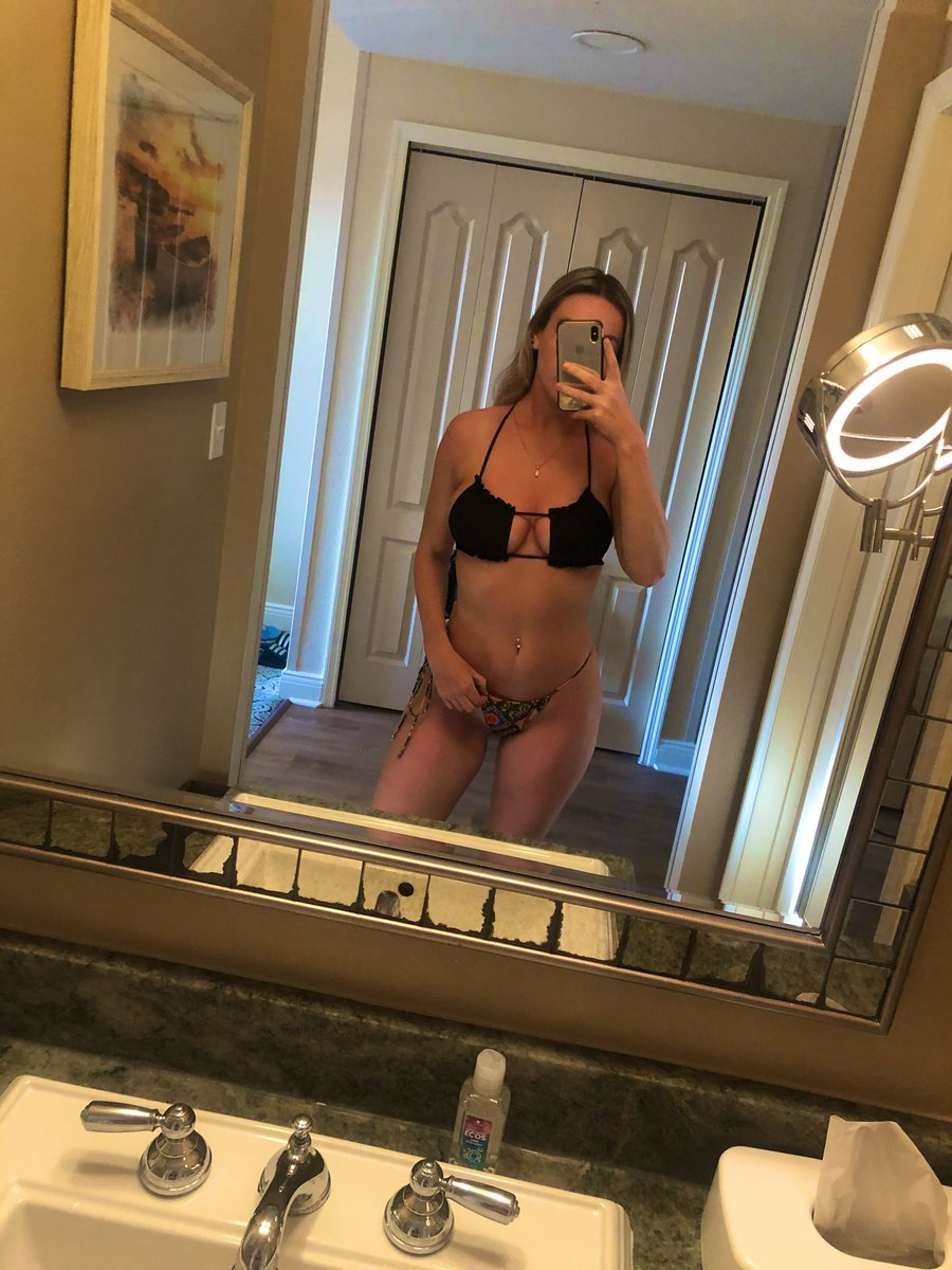 COUPLEMASKEDFUXXX tweet media