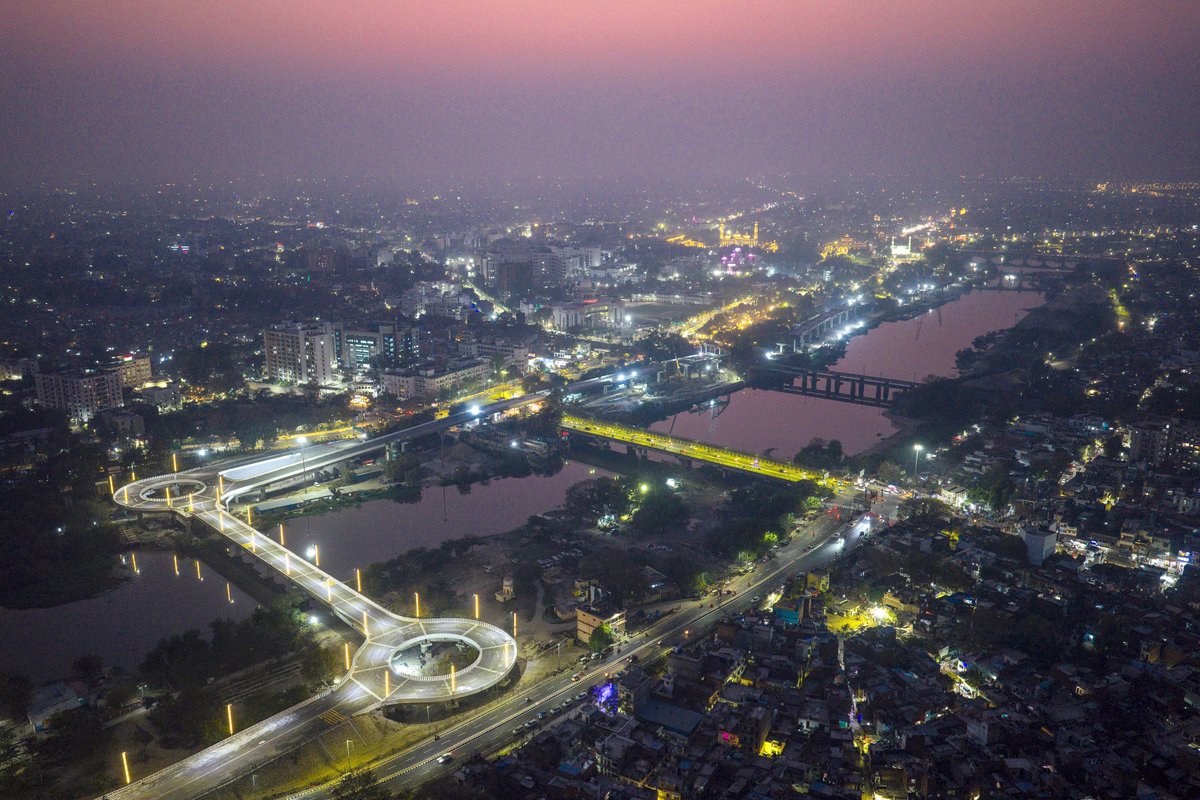 Yogi Adityanath tweet media