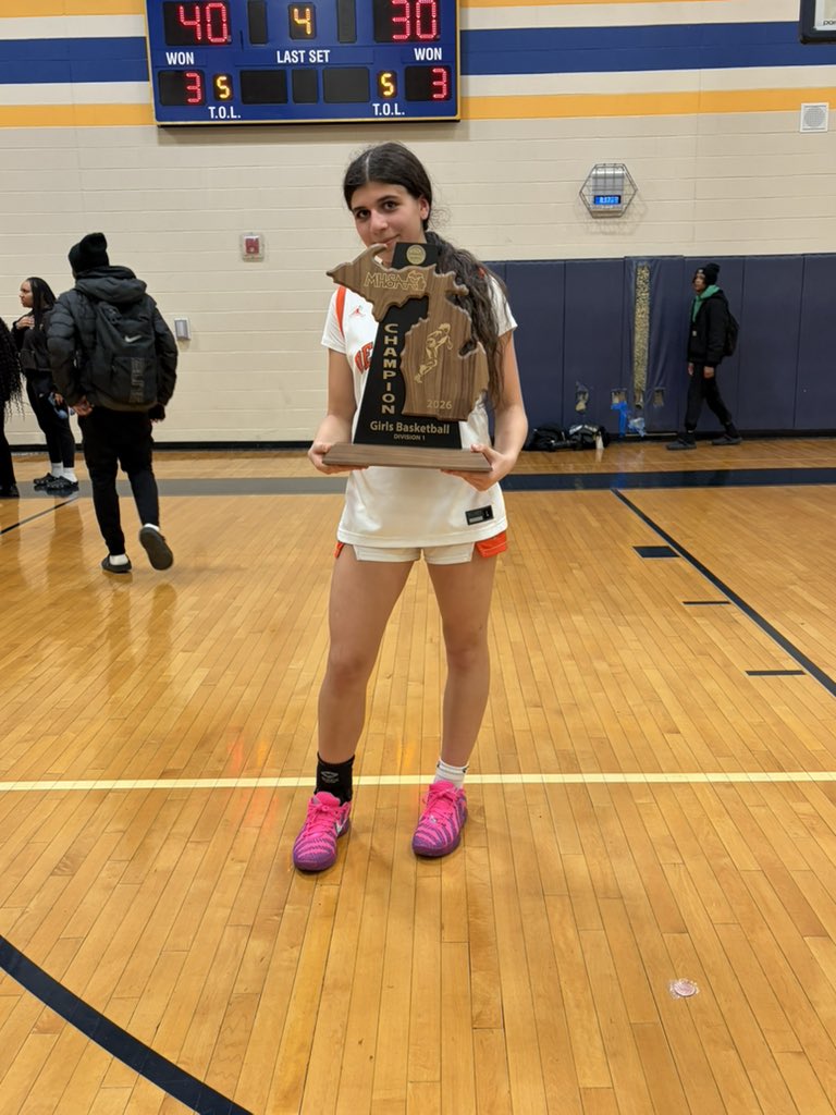 Mia Hammoud tweet media