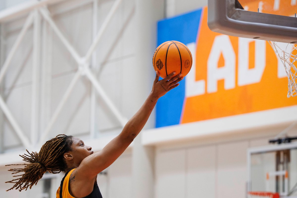 Lady Vols Basketball tweet media