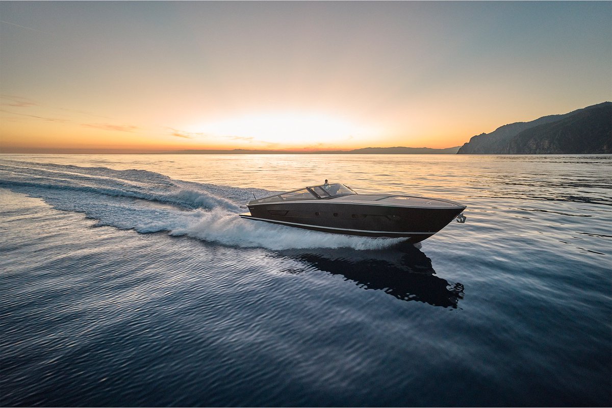 GruppoFerretti's tweet photo. Form, power, intent. Itama 54.
#FerrettiGroup #Itama
https://t.co/7qCb1oGFQR https://t.co/5Ieno2BhzW