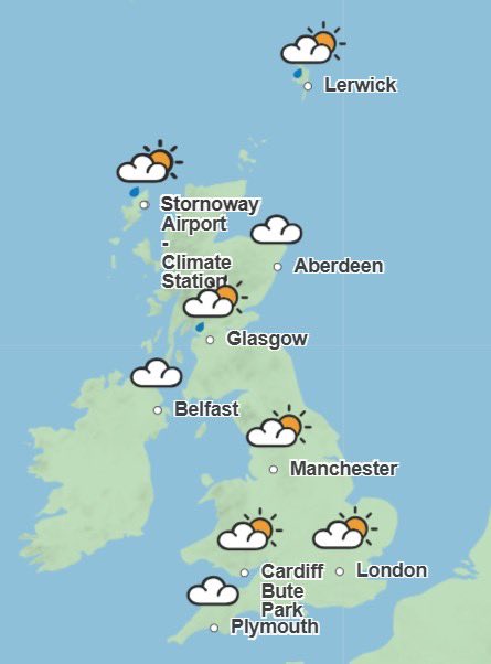 ukrbbp's tweet photo. It’s looking fair for England and Wales tomorrow, although there might be showers to dodge in Scotland &amp; N Ireland. Wherever you are, there will be rare breeding birds to be found, establishing territories and pairing up. Read our blog at https://t.co/AwSBoms0rF for some top tips https://t.co/Y1hsh0RsHt