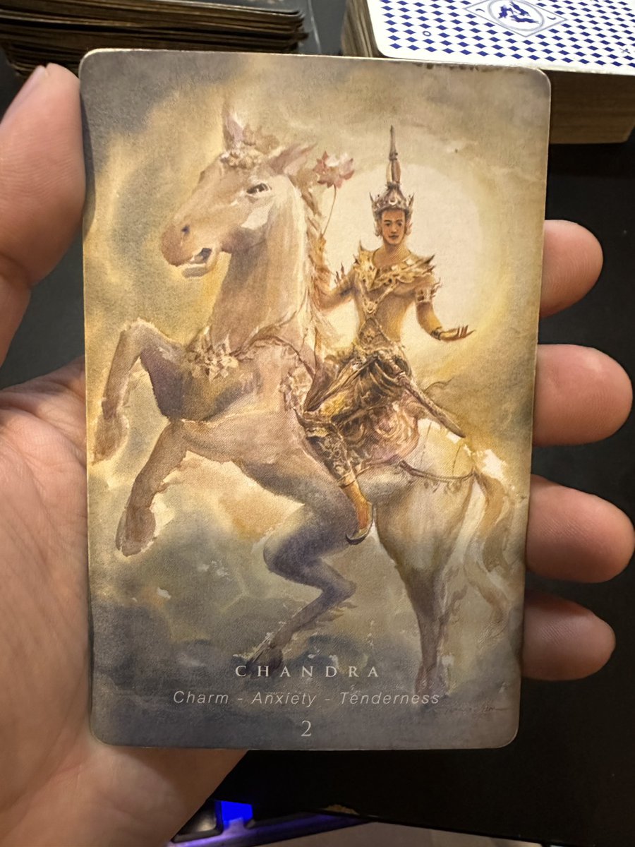 พน #dek69 มีสอบ #alevel พี่จับไพ่ให้หนึ่งใบ อยากบอกน้องๆทุกคนว่าถ้ามันจะเป็นที่ๆของเรา มันจะเป็นแบบนั้นเสมอมาและตลอดไป

ถ้าเห็นทวิตนี้จะบอกว่า 'อย่าลังเล' เราชอบเปลี่ยนการตัดสินใจแล้วพลาดคำตอบบางอย่างไป

ซื่อตรงกับหัวใจและความพยายามทั้งหมดที่ผ่านมา ขอให้สมหวังในสิ่งที่ปรารถนาครับ