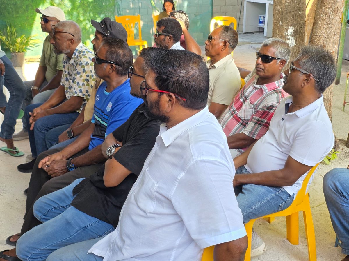 ކުރިއަށް އޮތް ލޯކަލް ކައުންސިލް ތަކުގެ އިންތިޚާބުގައި ވާދަކުރައްވާ ލ.ދަނބިދޫ އެމްޑީޕީ ކެންޑިޑޭޓުންނާއި އެމްޑީޕީގެ ރައީސް <a href="/abdulla_shahid/">Abdulla Shahid</a> އާއި ލީޑަރޝިޕްގެ ބޭފުޅުން ކެންޕެއިން އާއި ގުޅޭގޮތުން ބައްދަލުކުރެއްވުން. 

#HeyvallaThayyaaru
#GearUp
#LCE2026
#WDC2026
#VoteMDP