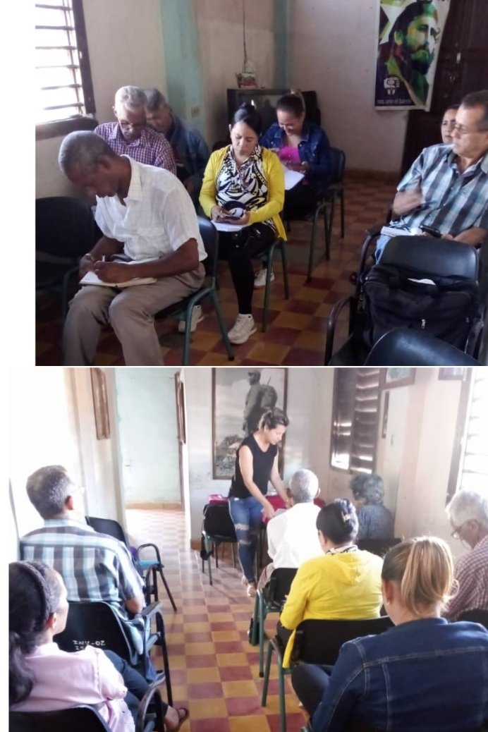 Como parte del proceso de posgrado se desarrolló con éxito  en el CUM el primer encuentro del Posgrado: "Las formas de culminación de estudios", impartido por la MSc Arianna Ramírez Aguilar.