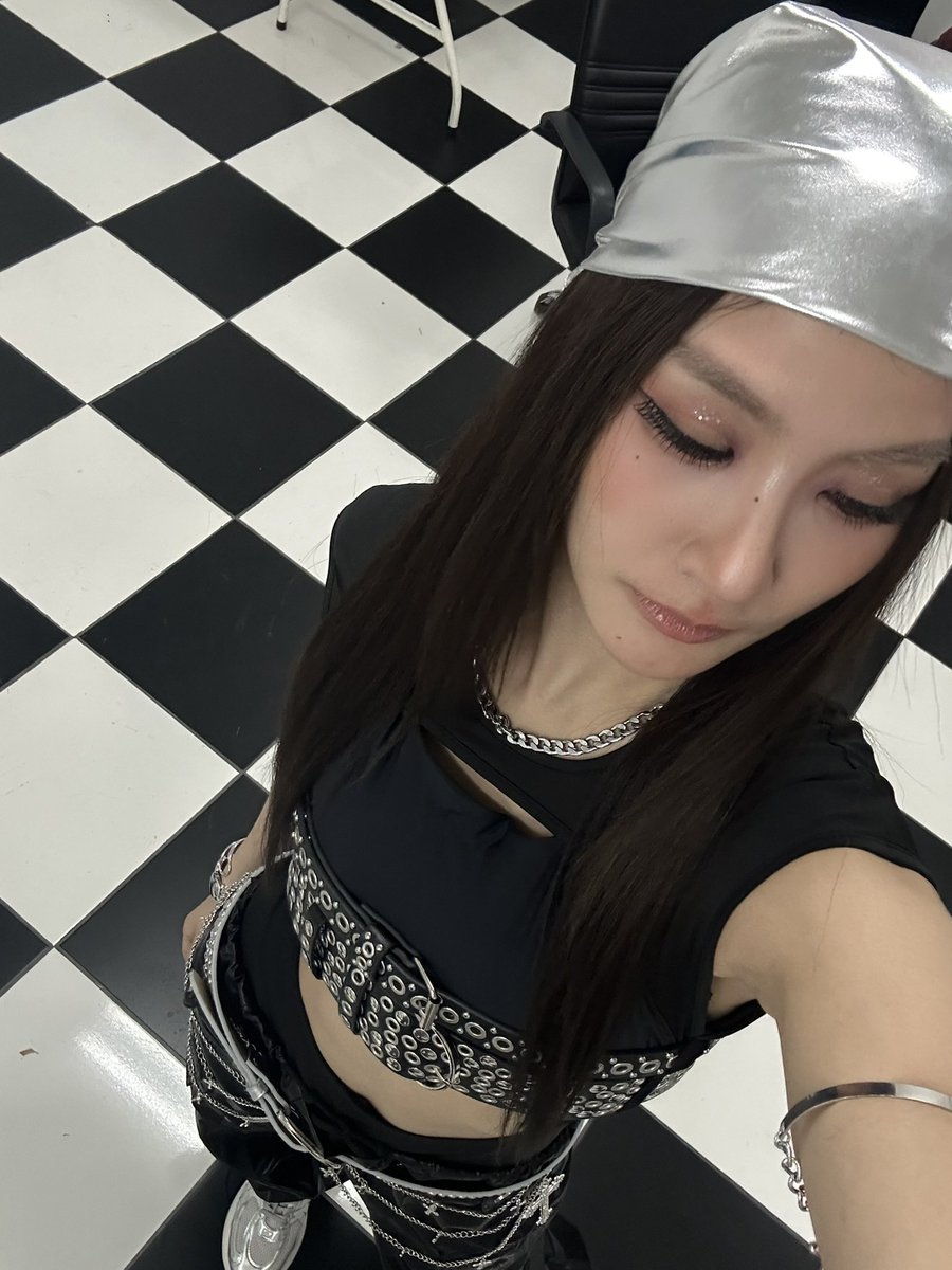 Pin Pattheera tweet media