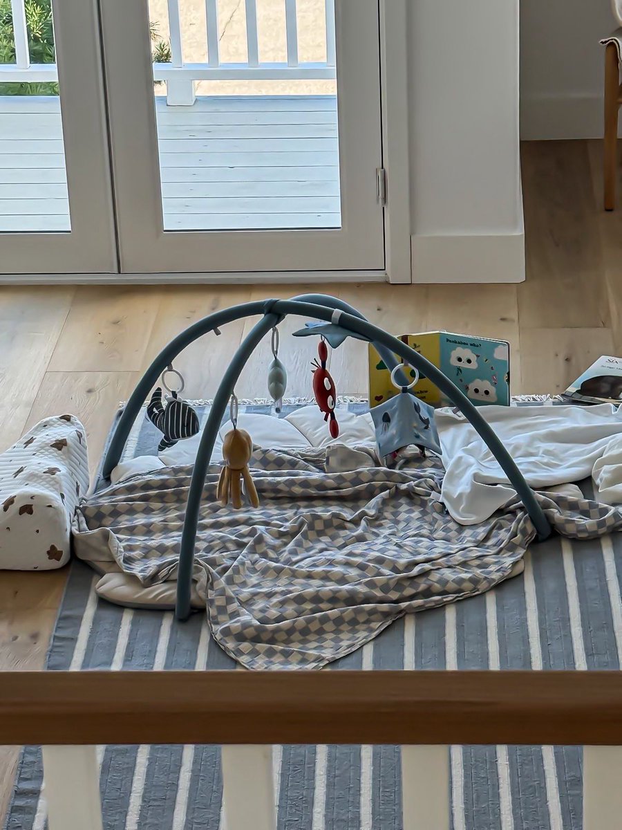 ᅟᅟᅟᅟ ᅟᅟᅟᅟ ᅟᅟᅟᅟ ᅟᅟᅟᅟ 𝑑𝑒 𝗆𝗈𝗇𝗍𝖼𝗅𝖺𝗂𝗋, 𝒄. tweet media