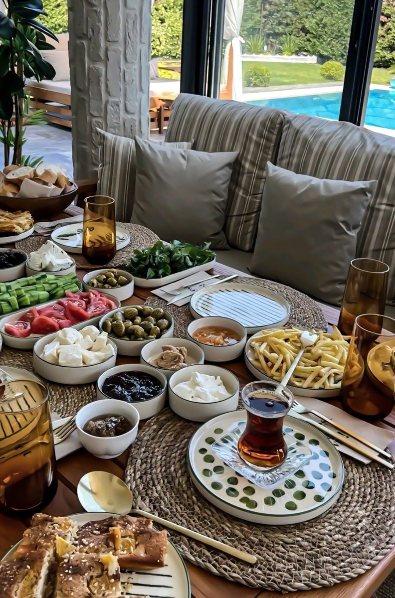 ᅟᅟᅟᅟ ᅟᅟᅟᅟ ᅟᅟᅟᅟ ᅟᅟᅟᅟ 𝑑𝑒 𝗆𝗈𝗇𝗍𝖼𝗅𝖺𝗂𝗋, 𝒄. tweet media