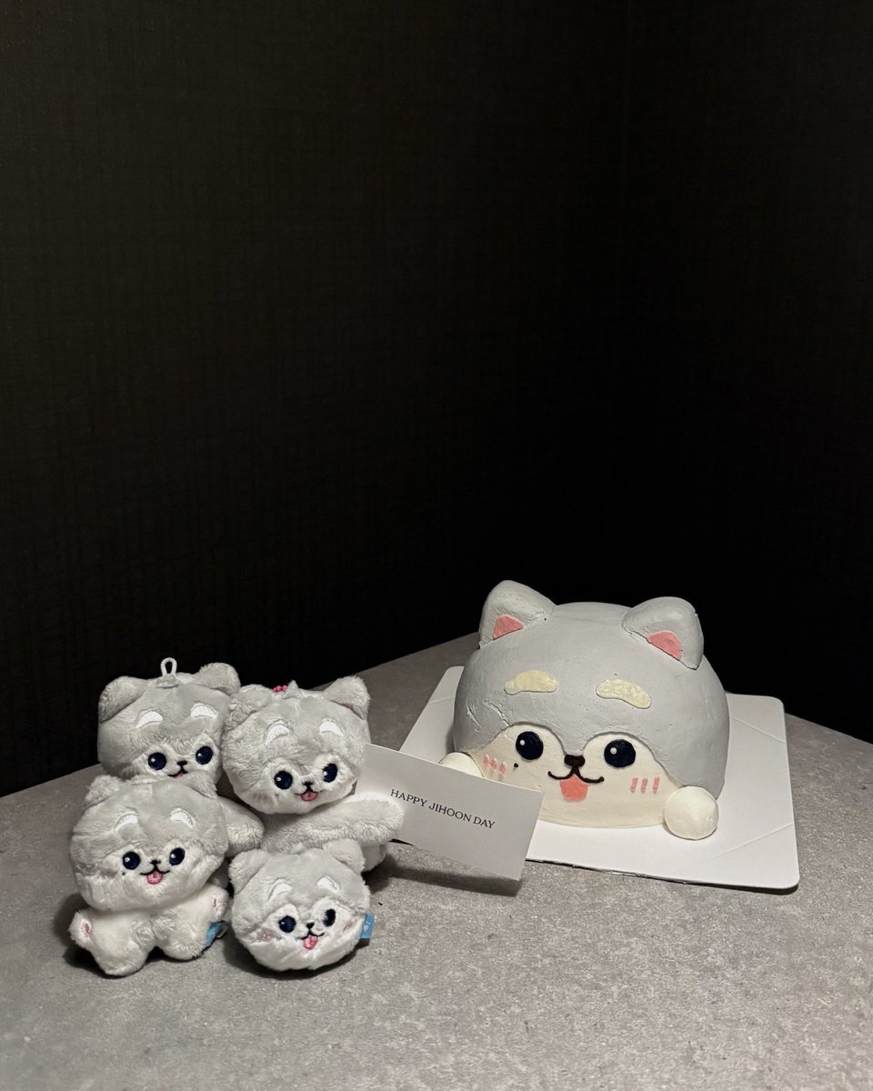 _pu22j's tweet photo. 지훈오빠 생일 축하해～︎♡

#26thGeeGeeJIHOONDAY #3月に咲くジフンという宝の花 #세상이_지훈을_만난_날 https://t.co/vJ869vuQKK