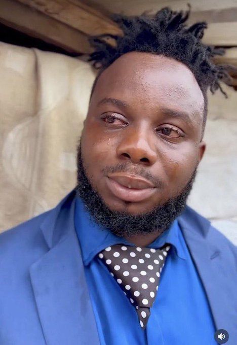 <a href="/FabrizioRomano/">Fabrizio Romano</a> <a href="/AlasdairGold/">Alasdair Gold</a> I feel like crying for you