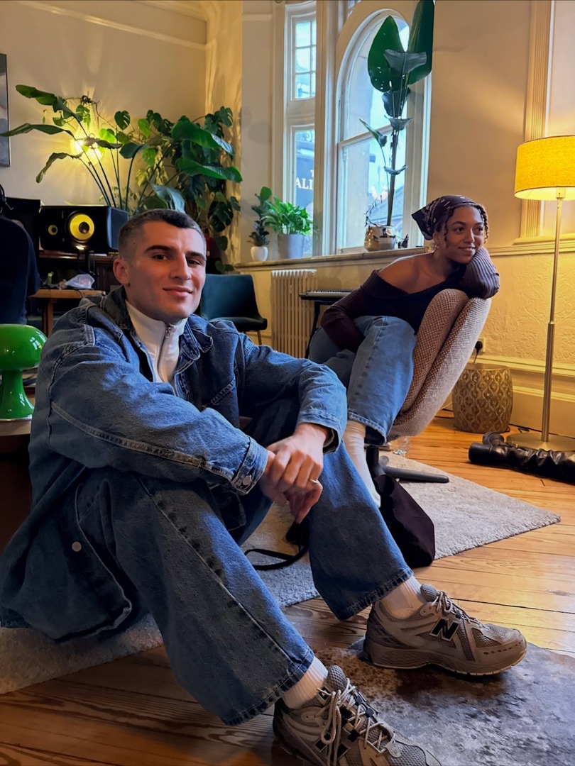 Capitol Records tweet media