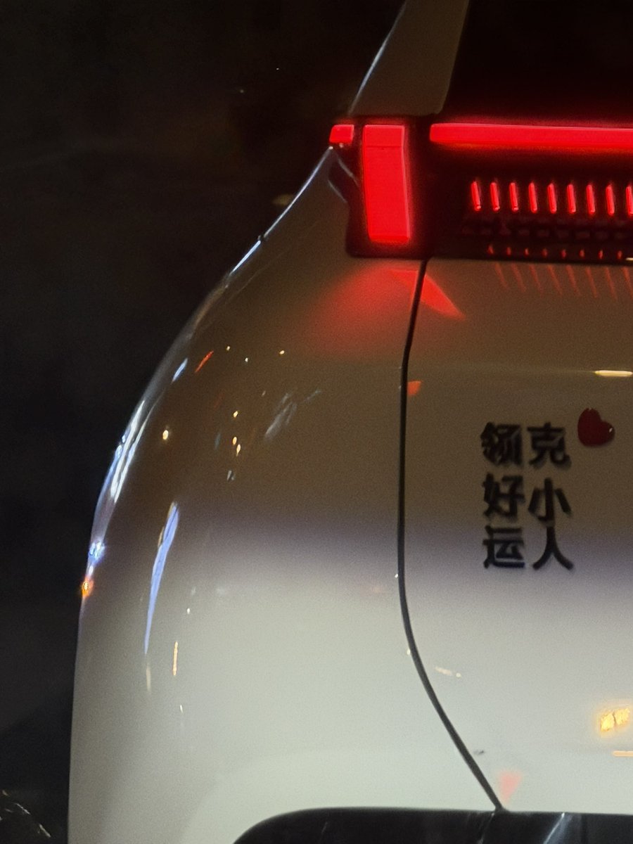 Victoria2.0 tweet media