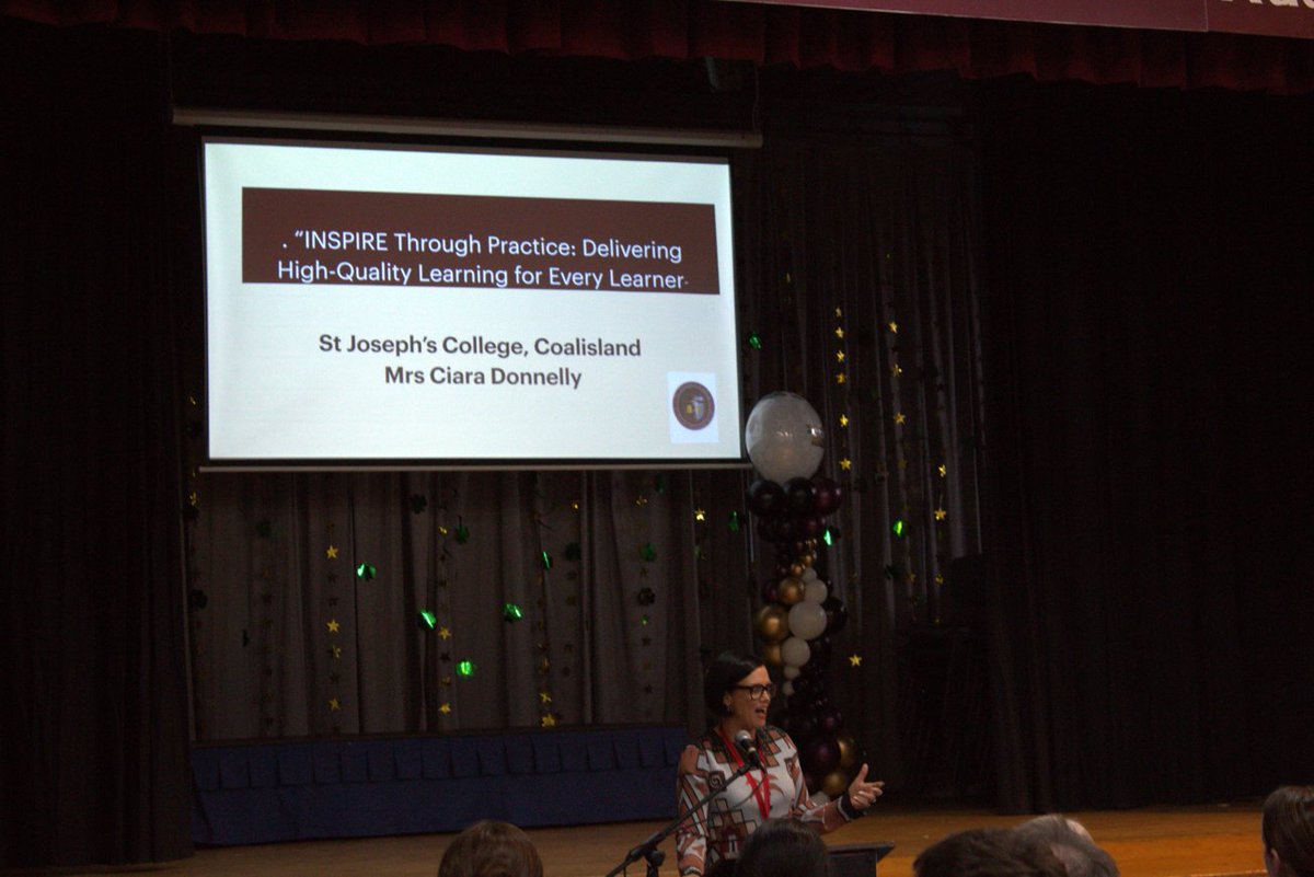 Academia Group tweet media