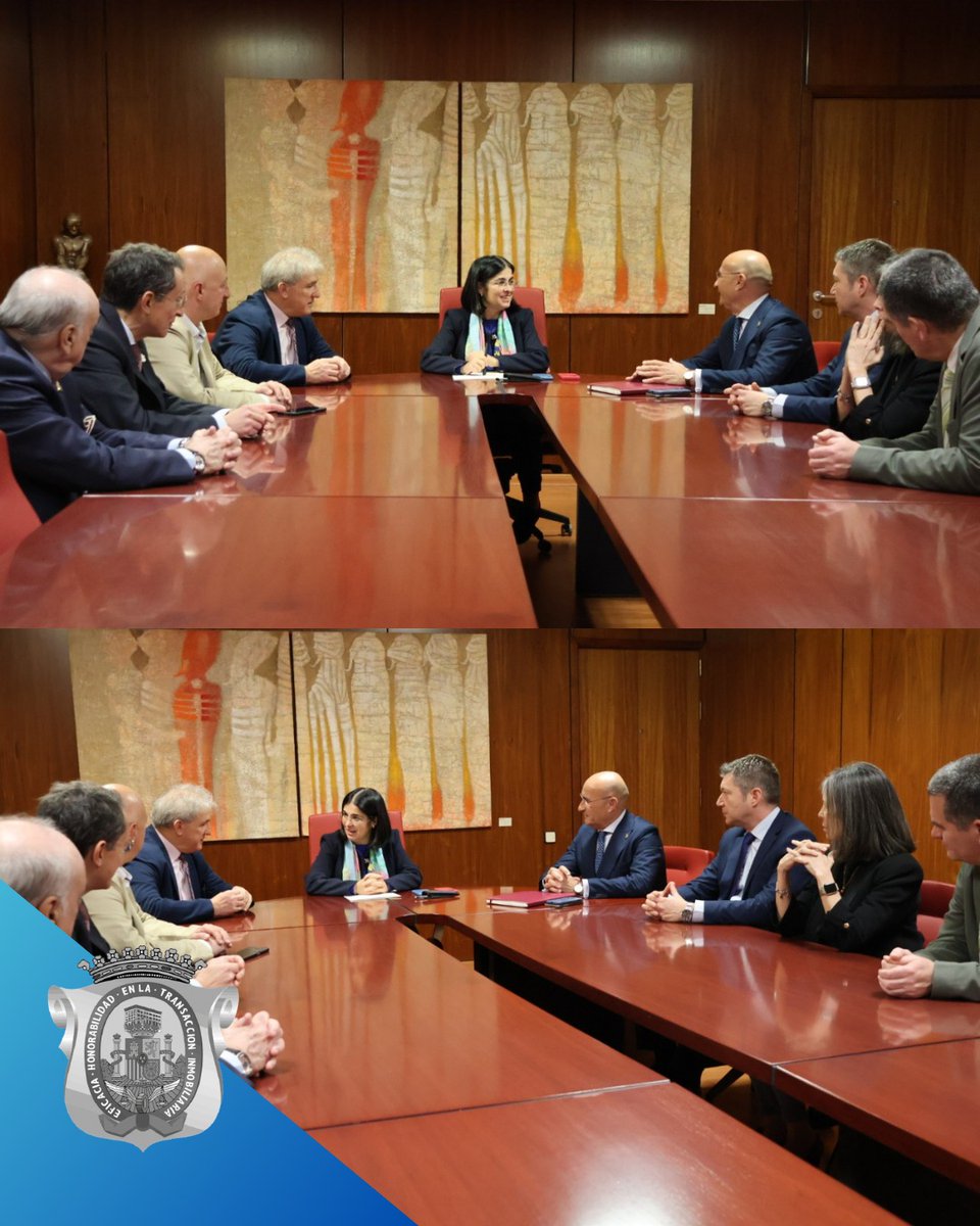 Reunión clave en Las Palmas de Gran Canaria entre la alcaldesa Carolina Darias y los representantes de los COAPI. 🤝

Analizamos el papel del agente inmobiliario y las soluciones de arbitraje para propietarios e inquilinos. 🏠✨

#COAPI #API #SeguridadJurídica