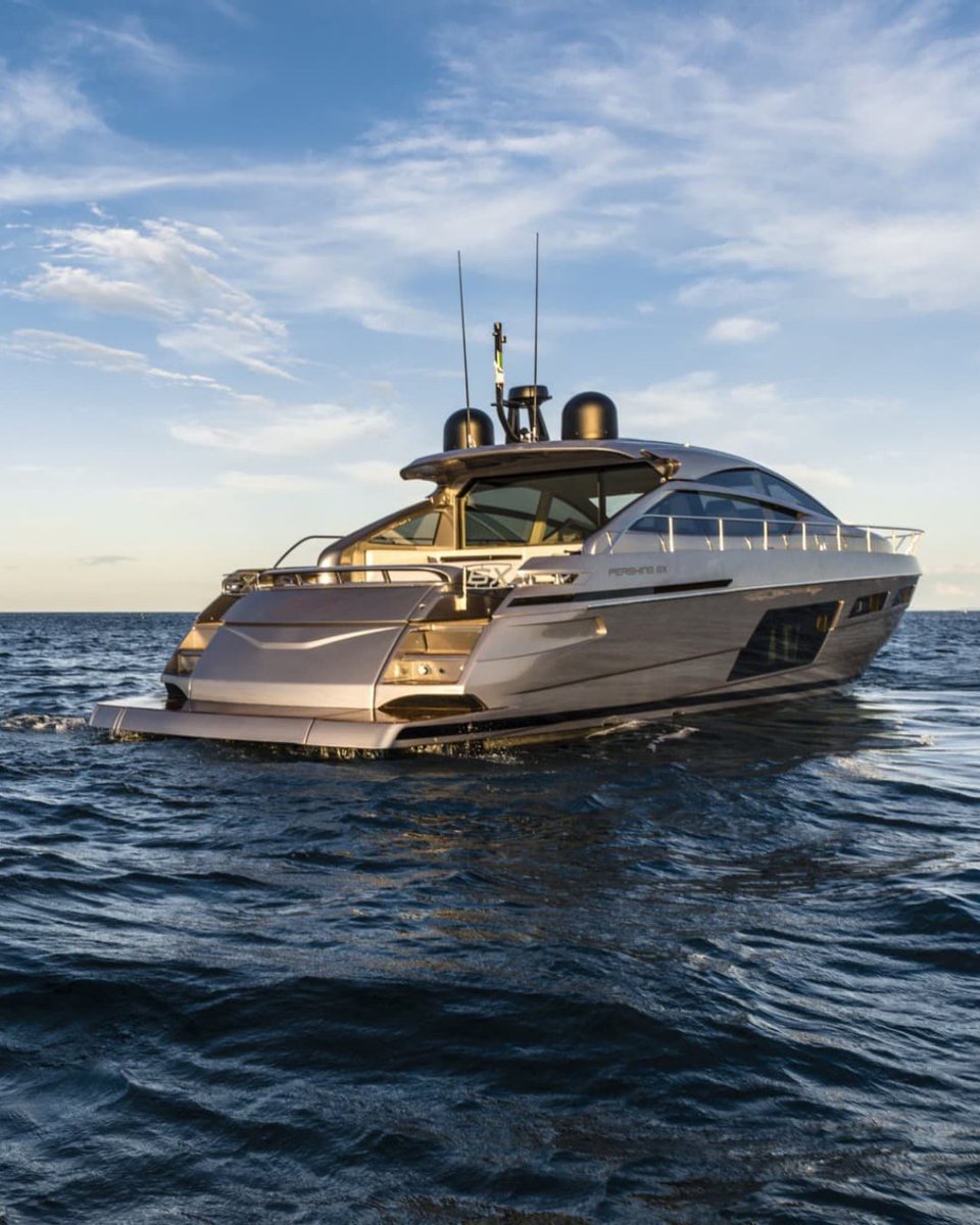 pershingyacht's tweet image. Adrenaline is the only accessory. Wear it well.

Pershing 6X. Defiant by nature.

#TheDominantSpecies      

#FerrettiGroup #Pershing 
ow.ly/WbCt50YthKg