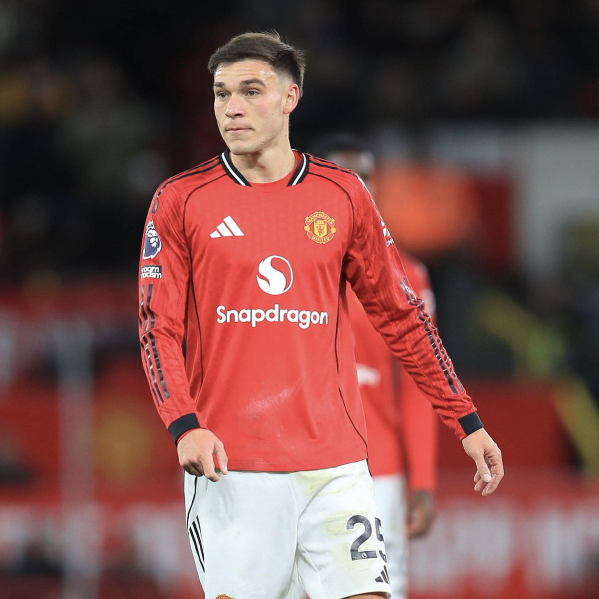 centredevils. tweet media