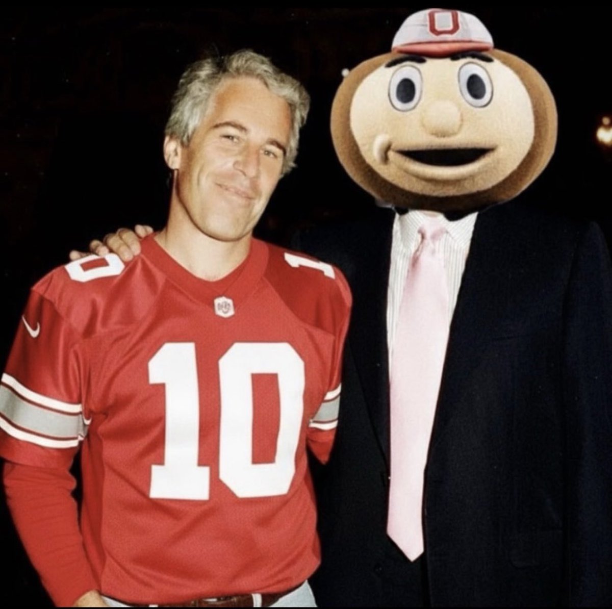 Daily UofM tweet media