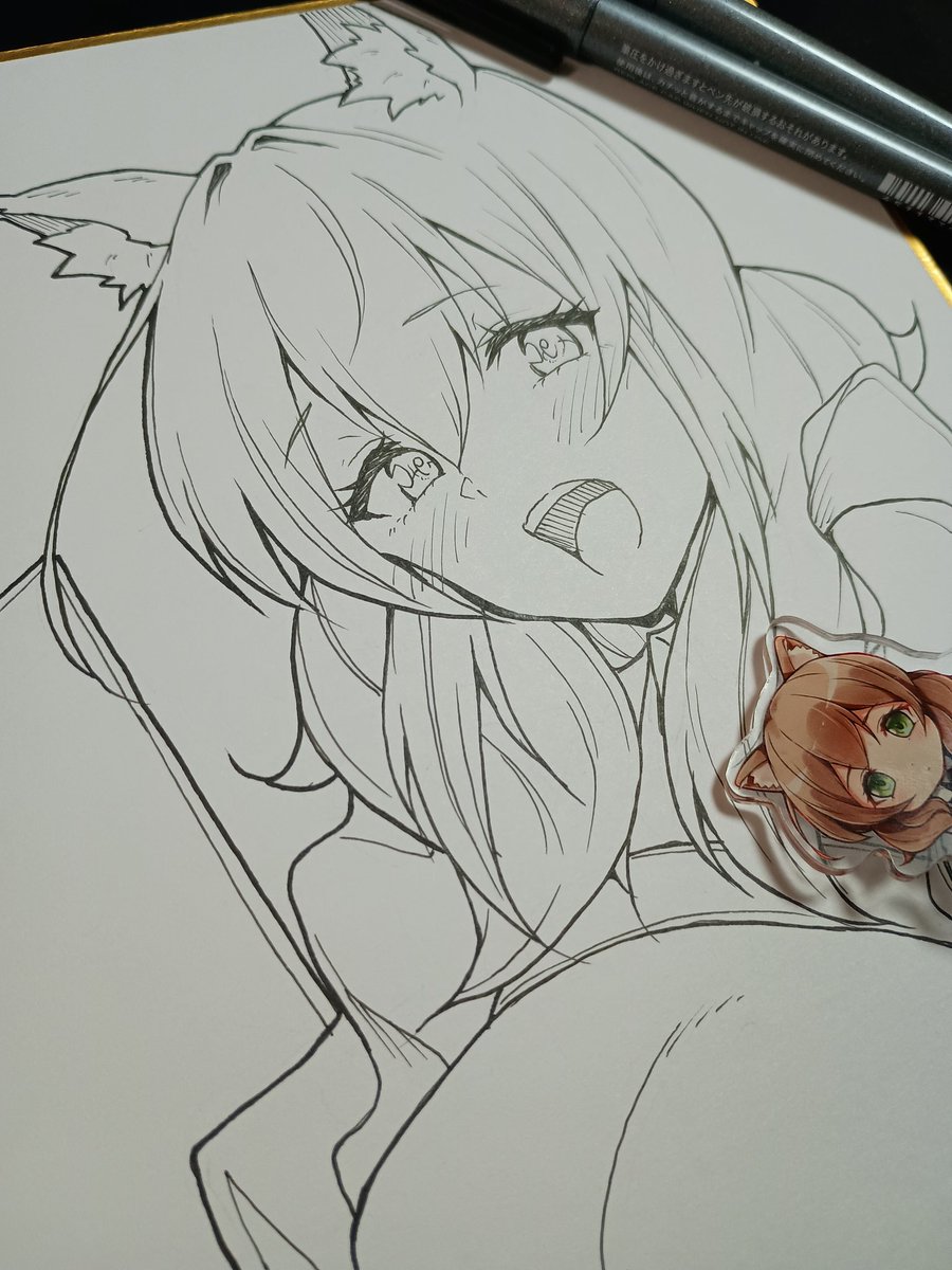 一昨日の下書きペン入れ終わったけどカラーにするかグレスケにするかこのままか悩んでる…🤤😹塗れるようにベタしてないのね 