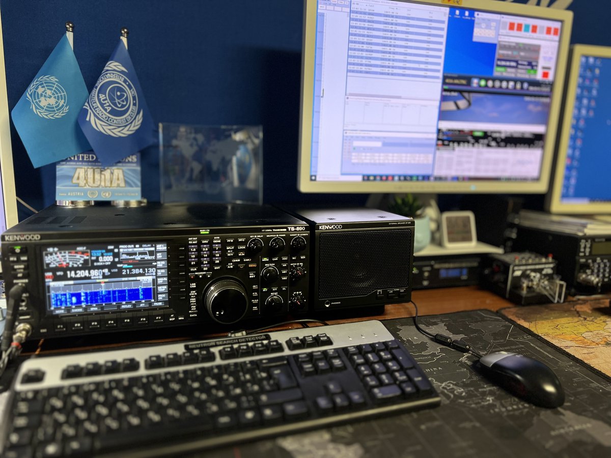 arcdxc's tweet image. 4U1A Club.
Kenwood 890 &amp;amp; 590 ...More a 1.000.000 QSO' for 8 years of the "radio activity"... #ham #hamr #hamradio #amrad #amateurradio #amateurradio #CQDX #CQDX #DX #ARCDXC #UNRadio #UNRadioclub #Kenwood #KenwoodTrio