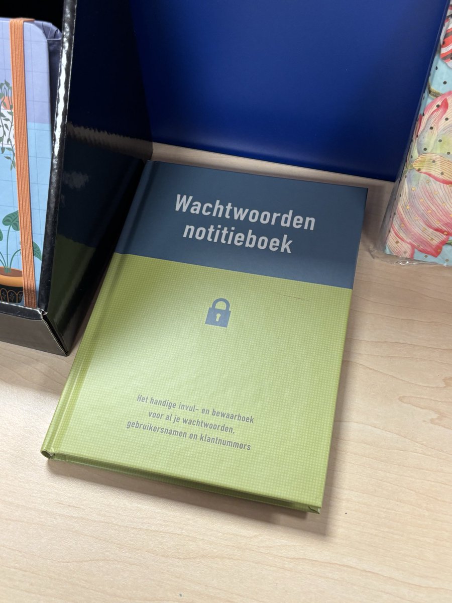 Mark van Loo tweet media