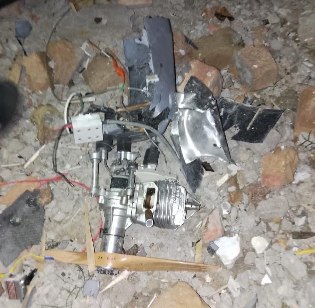 iihtishamm's tweet photo. 🚨 Two UAVs (drones) spotted in Islamabad airspace, one over Faizabad and another over I-8. Both drones have been shot down. No injuries or fatalities reported. https://t.co/uPX7xfYOaF