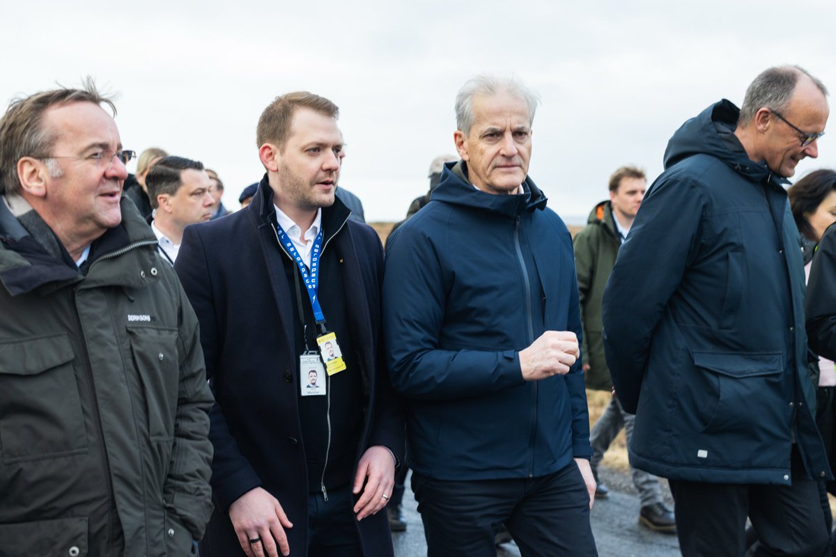 danielmetzler's tweet photo. There is no space power without rockets. Proud to welcome European leaders Friedrich Merz and Jonas Støre, defense ministers Pistorius and Sandvik, and industry and space ministers Myrseth and Bär today at our Norwegian spaceport. https://t.co/vIwGO8k5gc