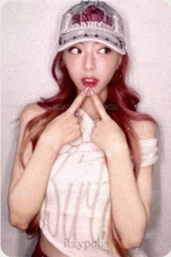 Dora:): 💗🖤✨ ✌🏻 tweet media