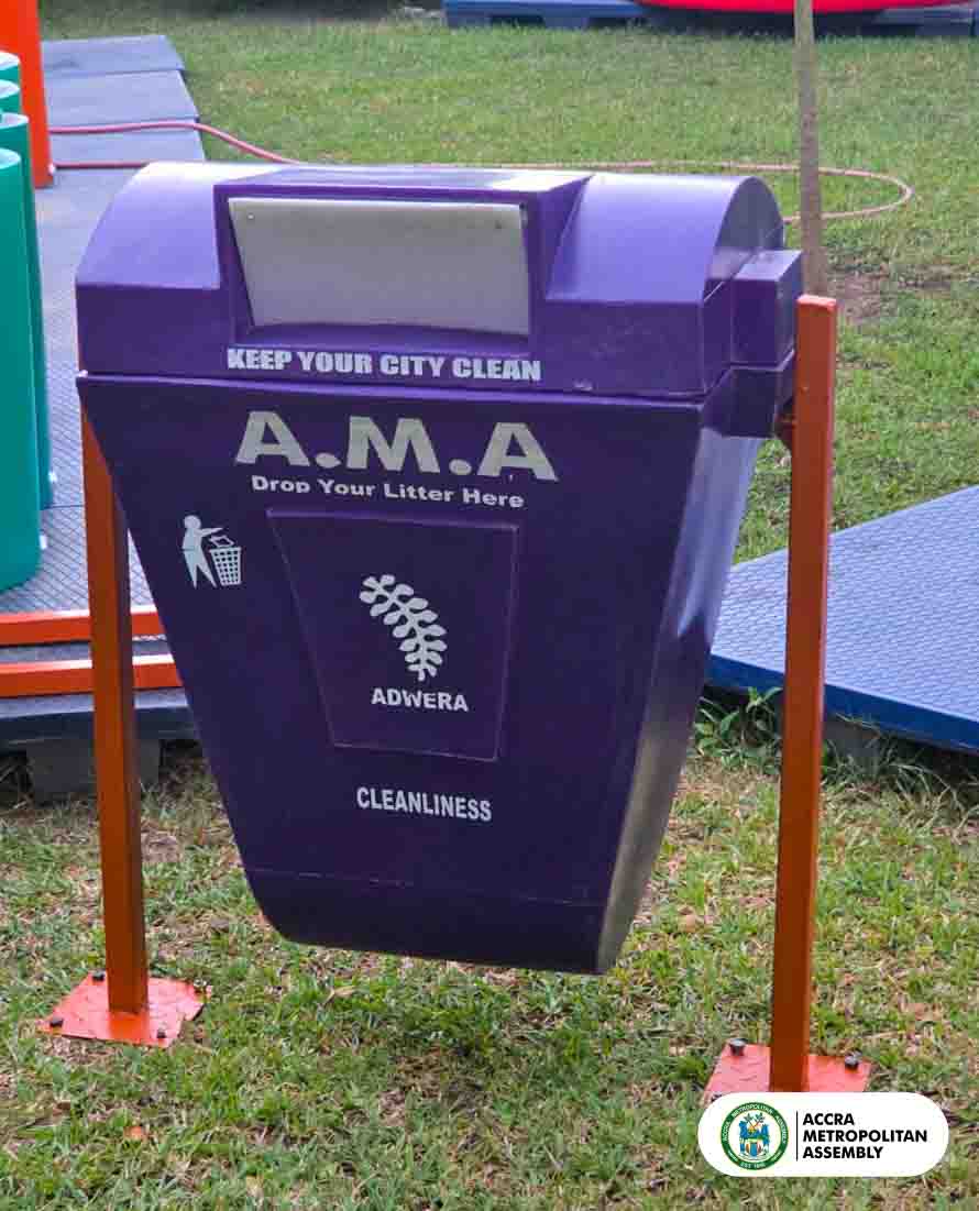 AccraMetropolis's tweet photo. Mayor of Accra inspects new public waste bins for Accra streets

The Mayor of Accra, Hon. @MichaelKAllotey , has inspected newly manufactured public solid waste bins, which are expected to be installed across the city as part of efforts to improve sanitation and promote responsible waste disposal...https://t.co/qvEngfSUHN
