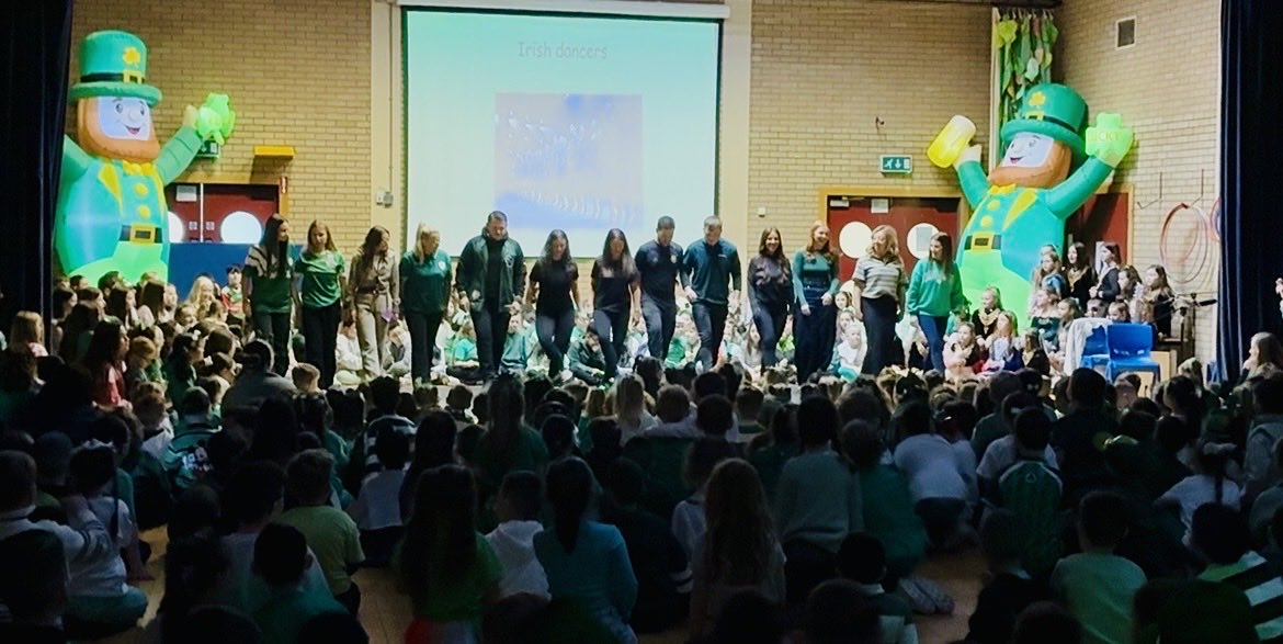 Christ the Redeemer tweet media