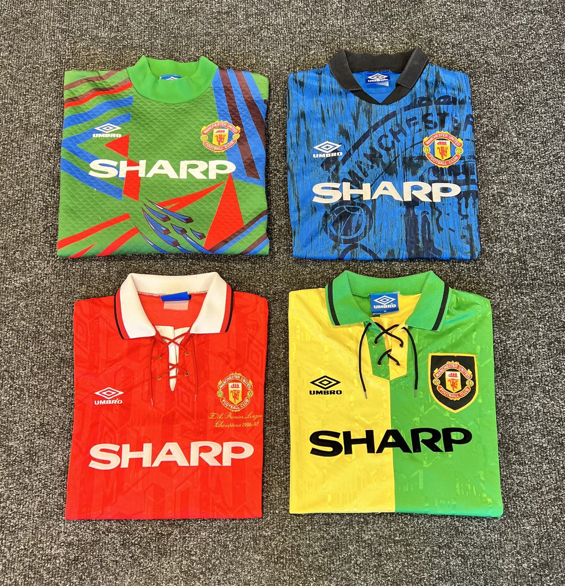 Manchester United shirts in 1992/93. 

(via <a href="/PeteManUtdShirt/">Pete - Man Utd Shirts</a>)