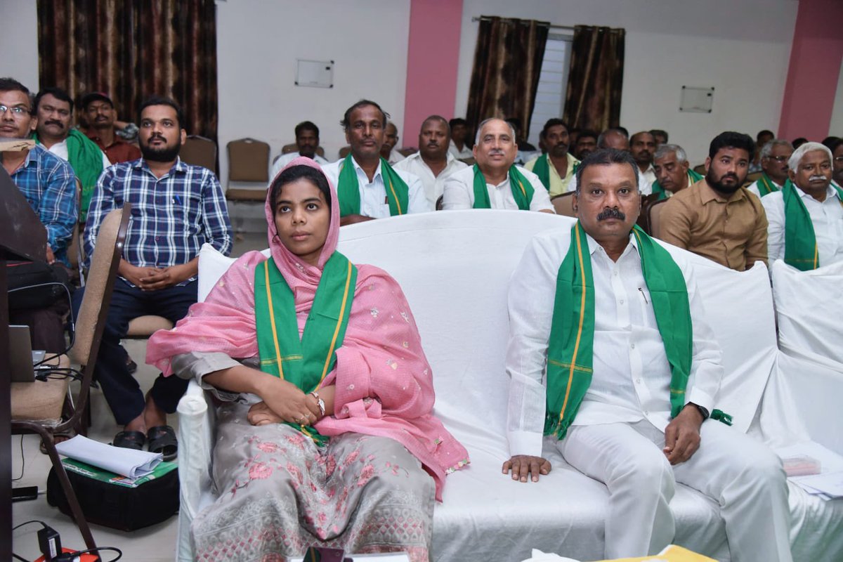 Guntur Collector tweet media