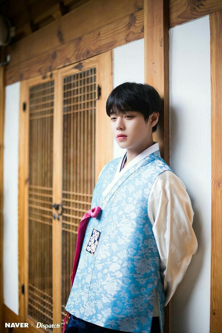 kkuldotcom's tweet photo. GUYS. https://t.co/Llz5bon5av
