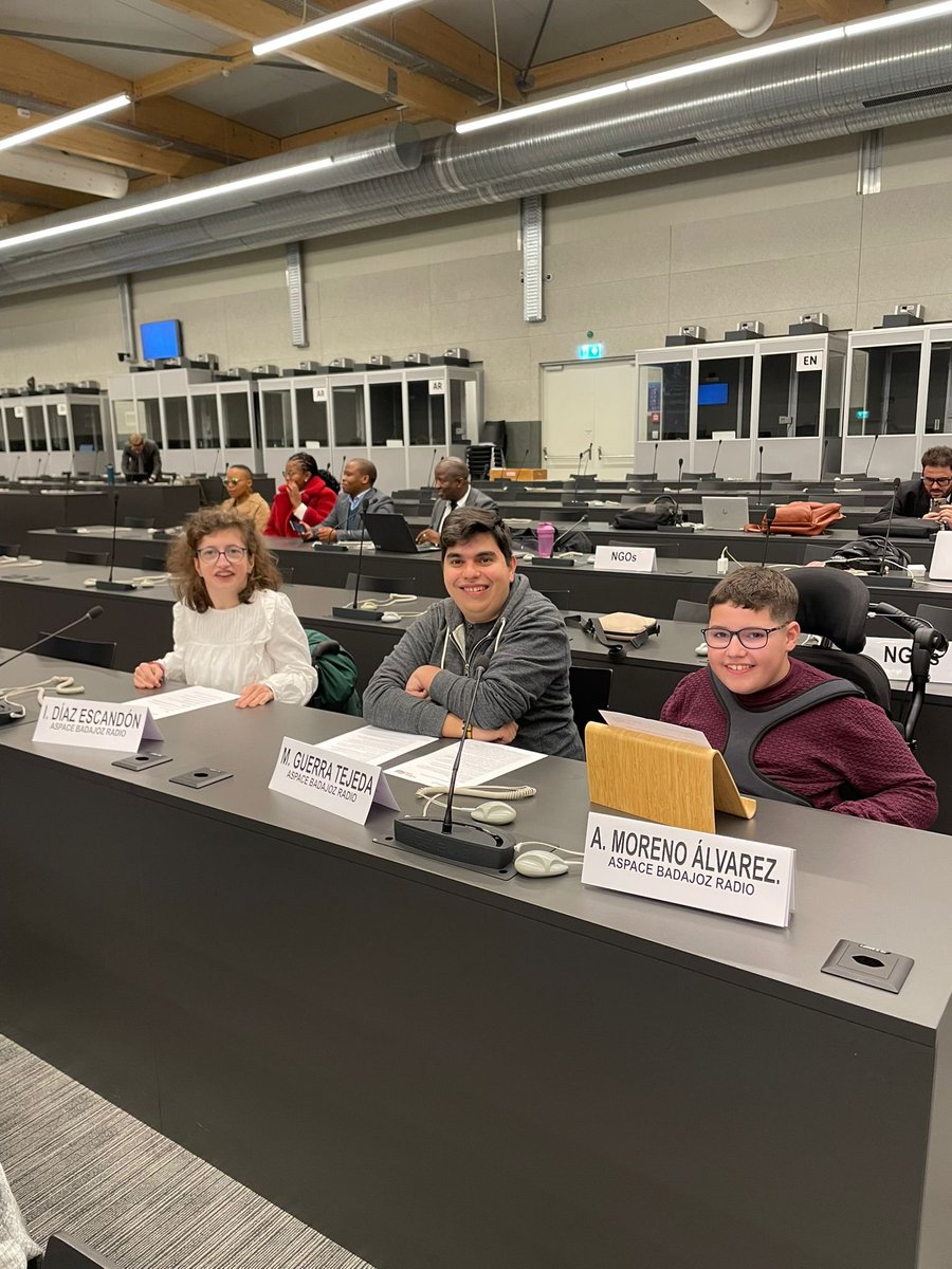 Fundación Primera Fila tweet media