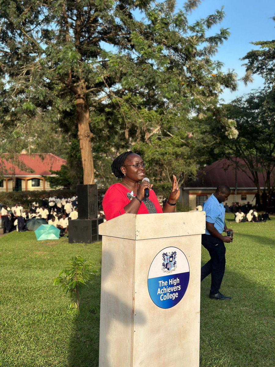 Smacon24's tweet photo. Our Director Canon Alice Ddamulira addressing the school after release of UACE Examinations.
#Smacon https://t.co/qRl0AshHJt