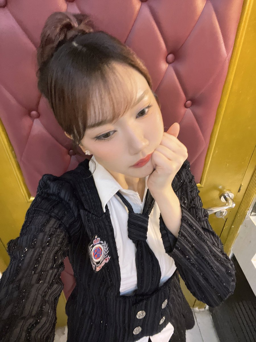 Marsha Lenathea tweet media