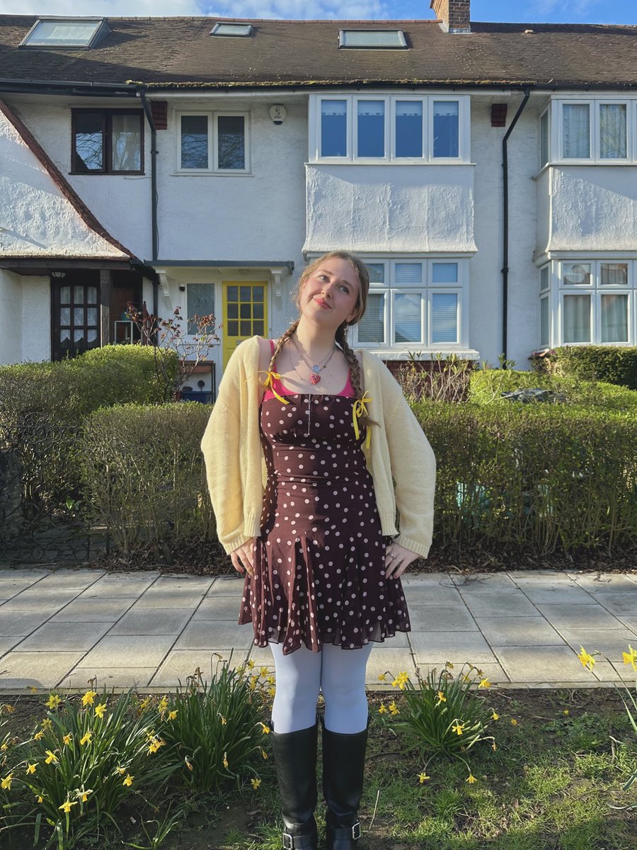 honey ౨ৎ THW tweet media