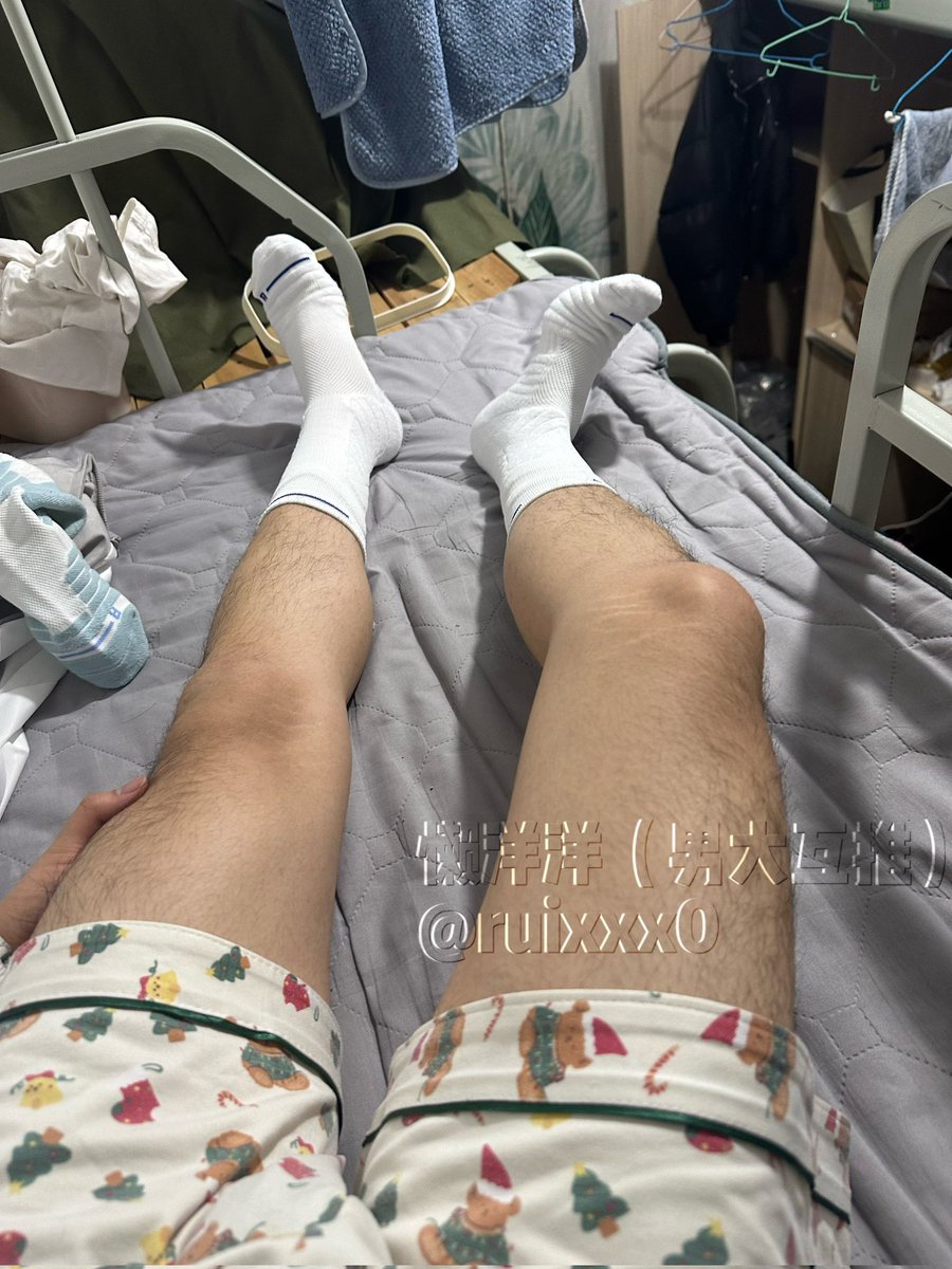 懒洋洋（男大互推） tweet media