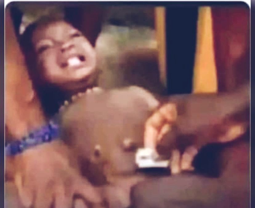 All the pain una Dey feel monthly, na one day we feel am at once and we no still complain😂😭