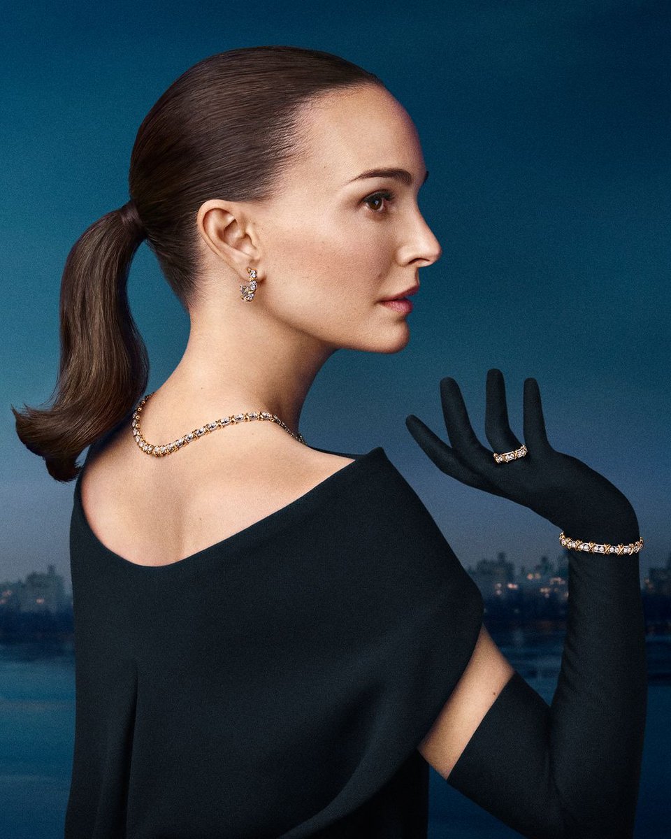 Natalie Portman Updates tweet media
