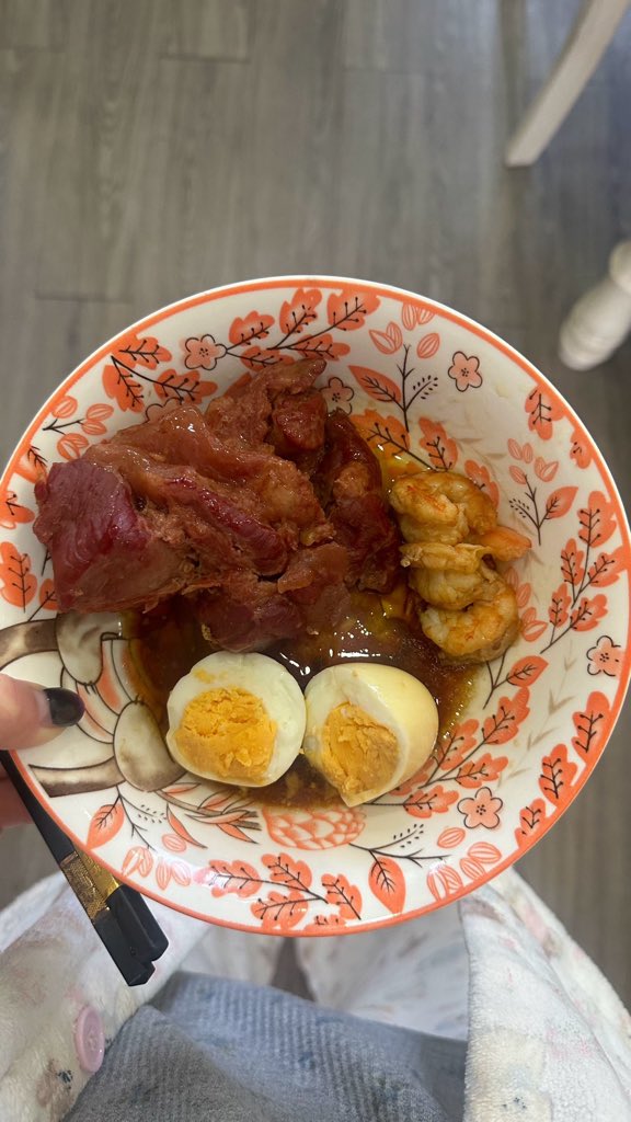 小熊湿了 tweet media