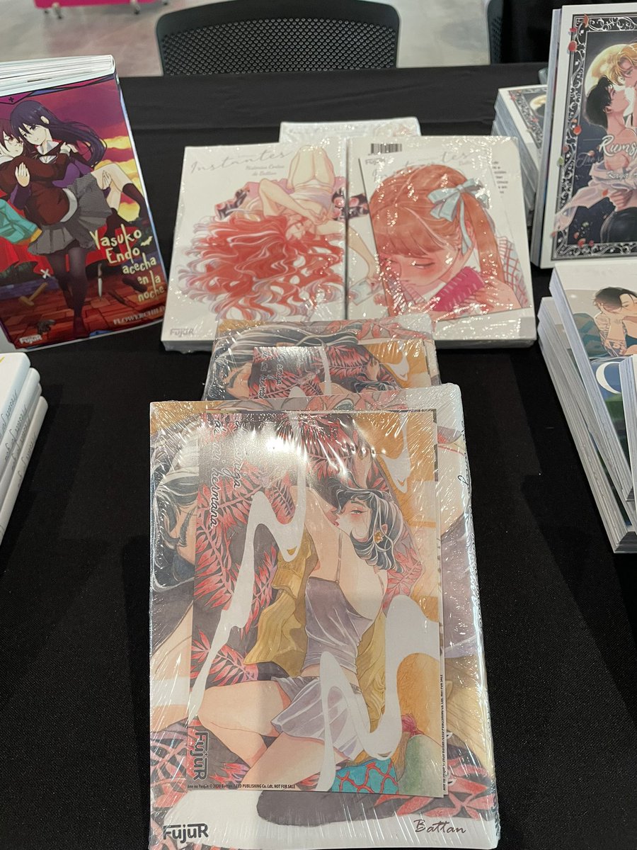 Ediciones Fujur tweet media