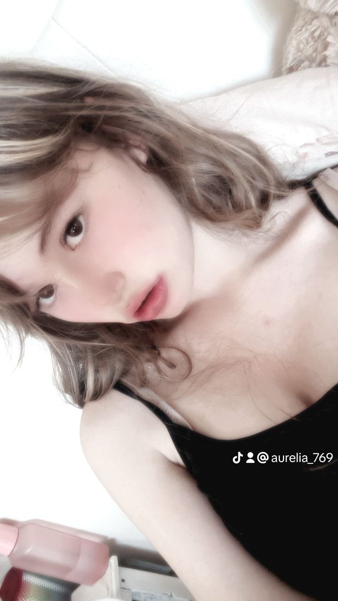 yuki tweet media