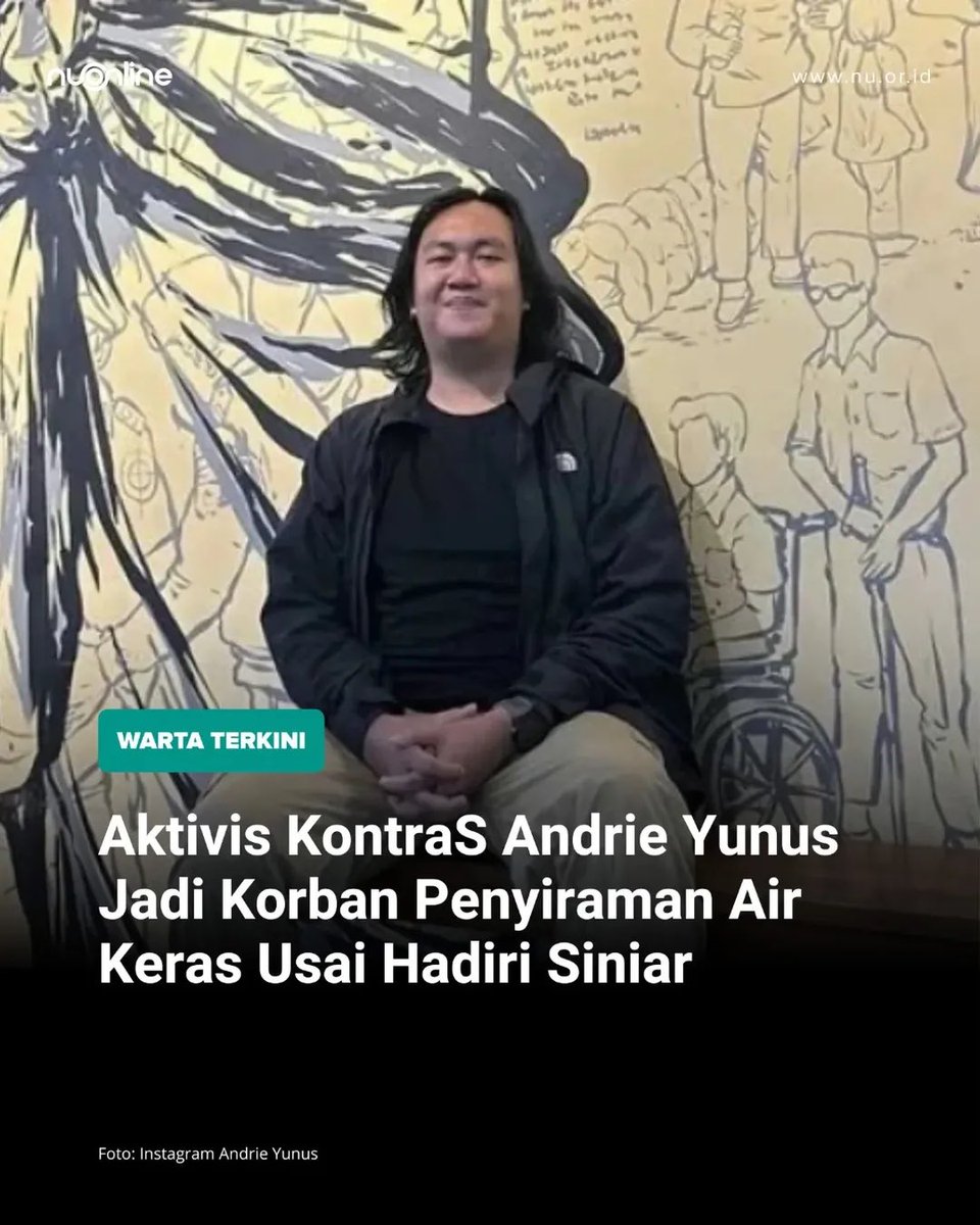 nu_online's tweet photo. Aktivis Komisi Untuk Orang Hilang untuk Korban Tindak Kekerasan (KontraS), Andrie Yunus mengalami penyiraman air keras setelah siniar (podcast) dengan tajuk Remiliterisme dan Judicial Review di Indonesia di Kantor Yayasan Lembaga Bantuan Hukum Indonesia (YLHBHI). 

Penyiraman itu terjadi di kawasan Jalan Salemba I Talang, Jakarta Pusat pada Kamis (12/3/2026) pukul 23.00 WIB. 

"Pasca peristiwa tersebut, Andrie Yunus segera dibawa ke rumah sakit untuk mendapatkan penanganan secara medis. Dari hasil pemeriksaan, Andrie mengalami luka bakar sebanyak 24 persen," kata keterangan Koordinator KontraS Dimas Bagus Arya yang diterima NU Online pada Jumat (13/3/2026). 

Dimas menegaskan, tindakan tindakan penyiraman air keras ini merupakan upaya untuk membungkam suara-suara kritis masyarakat khususnya pembela hak asasi manusia (HAM). 

Apabila merujuk pada Undang-Undang Nomor 39 Tahun 1999 tentang HAM, Pasal 66 Undang-Undang Nomor 32 Tahun 2009 tentang Perlindungan dan Pengelolaan Lingkungan Hidup, dan Peraturan Komisi Nasional Hak Asasi Manusia Republik Indonesia Nomor 5 Tahun 2015 Tentang Prosedur Perlindungan Terhadap Pembela HAM," tulisnya. 

Dimas berharap peristiwa ini mendapat perhatian serius dari berbagai pihak, termasuk aparat penegak hukum dan masyarakat sipil, agar kasus tersebut dapat segera diusut secara tuntas. "Aparat kepolisian langsung melakukan penyelidikan untuk mengungkap pelaku serta motif di balik serangan tersebut. 

Mengingat, upaya penyiraman air keras terhadap korban dapat mengakibatkan luka fatal yang serius hingga meninggal dunia," jelasnya. Dari rekaman CCTV, pelaku yang berjumlah dua orang datang menggunakan sepeda motor matic. 

Salah satu pelaku mengenakan helm, sementara yang lainnya tidak. Keduanya sempat memutar balik kendaraan agar dapat berpapasan dengan Andrie Yunus yang juga sedang mengendarai motor matic.

#andrieyunus #kontras #aktivis